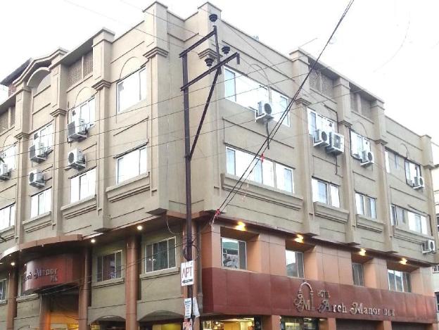 hotel arch manor deluxe