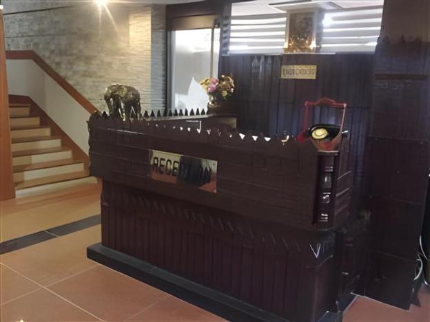 hotel arch manor deluxe