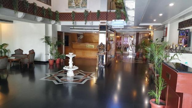hotel arch manor deluxe