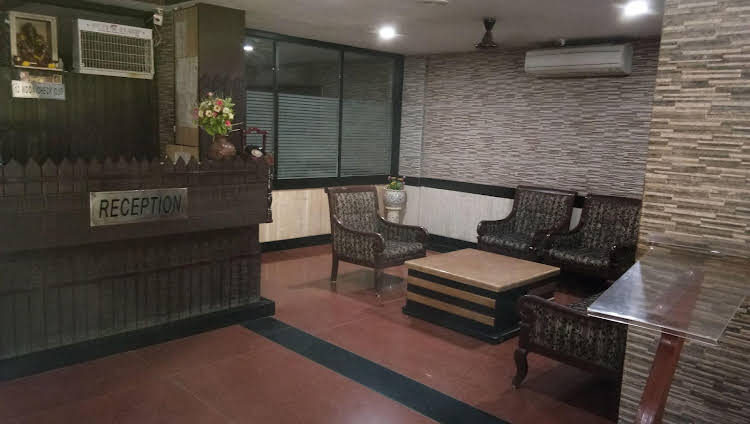 hotel arch manor deluxe