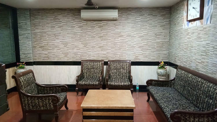 hotel arch manor deluxe