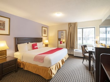 oyo townhouse houston airport north