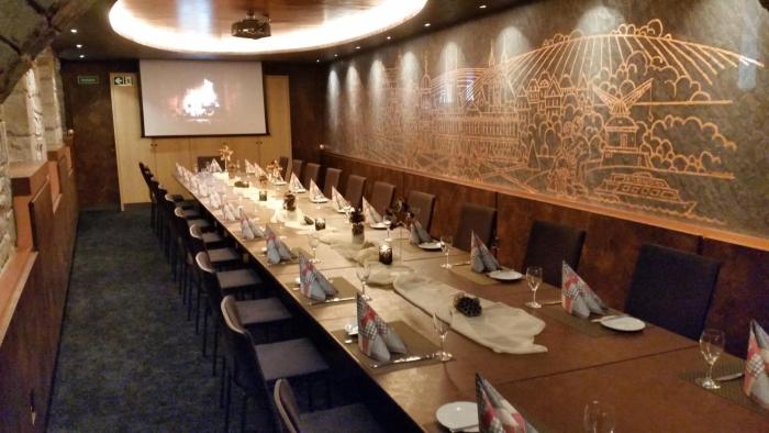 city partner hotel strauss