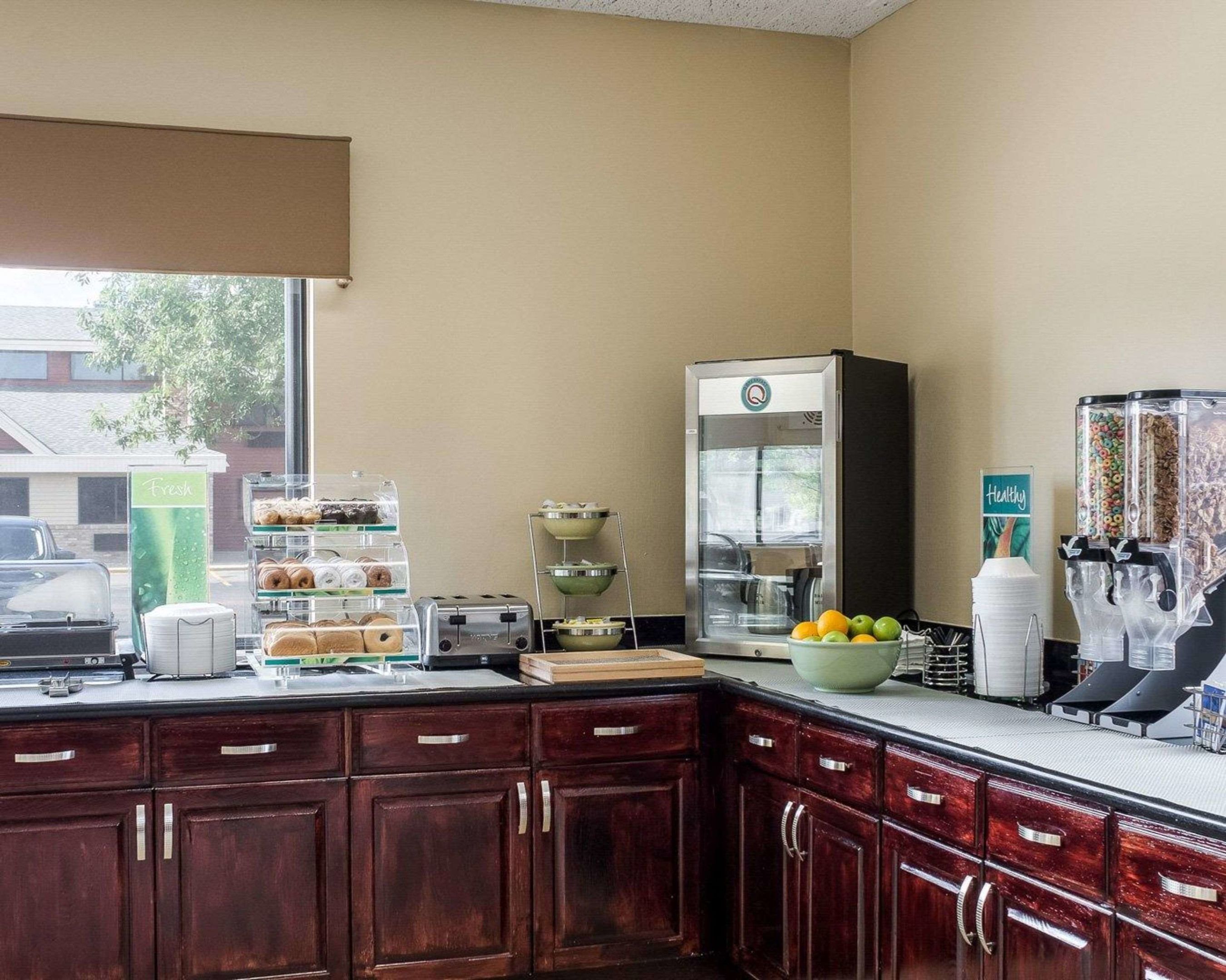 quality suites near west acres