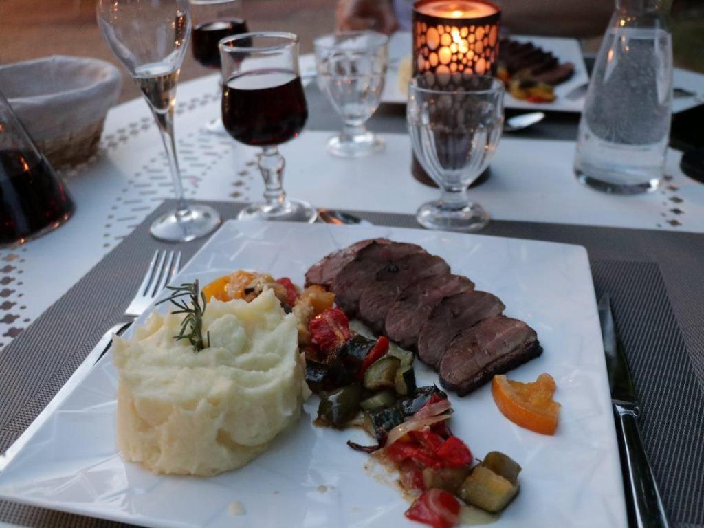 pernes les fontaines