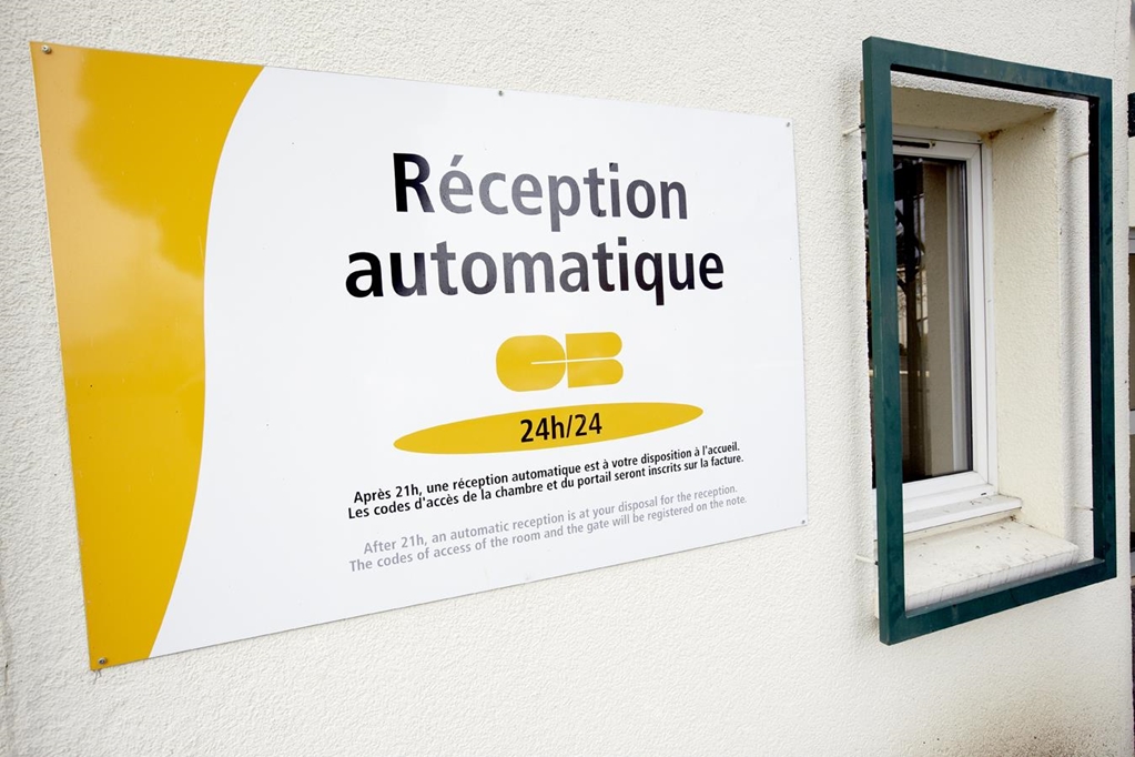 premiere classe angers sud les ponts de ce