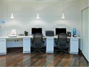 holiday inn express indianapolis fishers by ihg