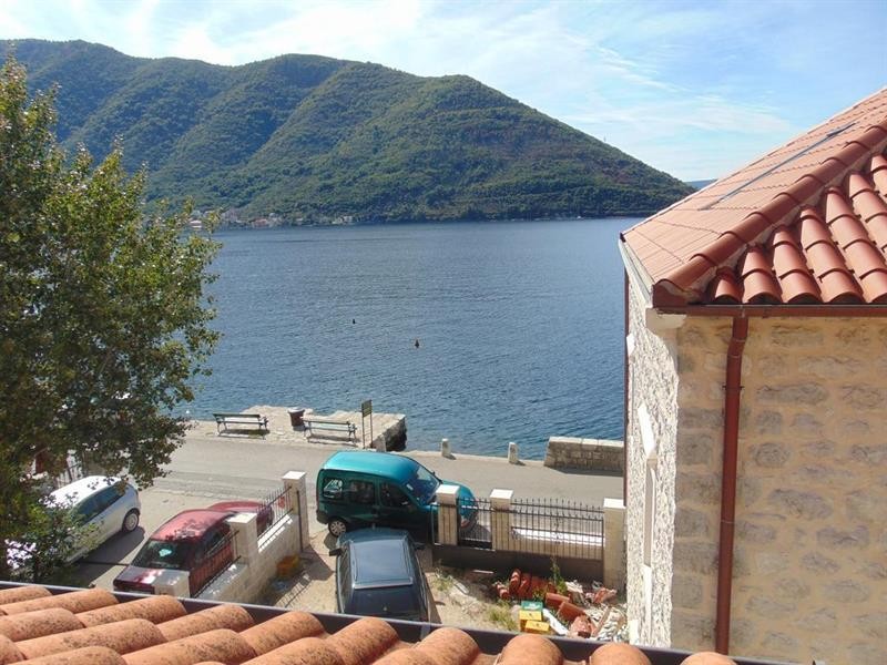 hotel and restaurant conte