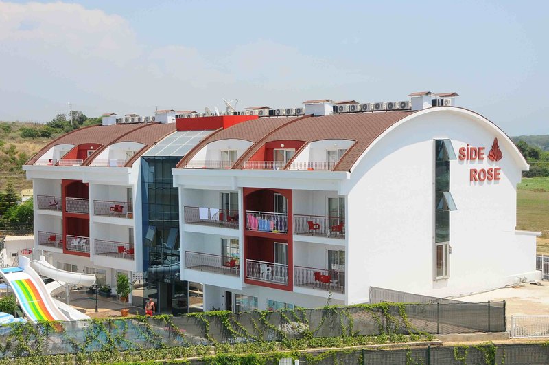 side legend hotel