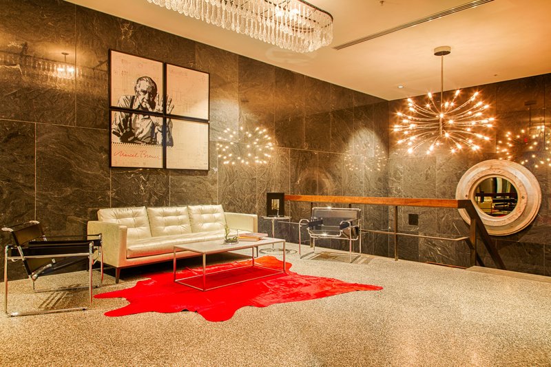 metropolitan at the 9 autograph collection