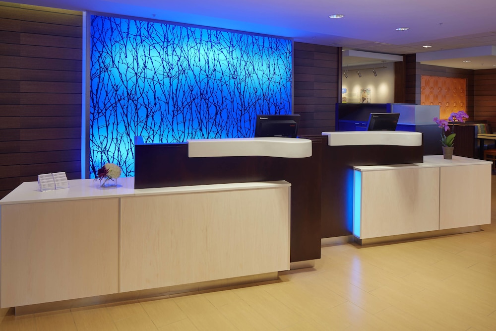 fairfield inn and suites springfield northampton amherst