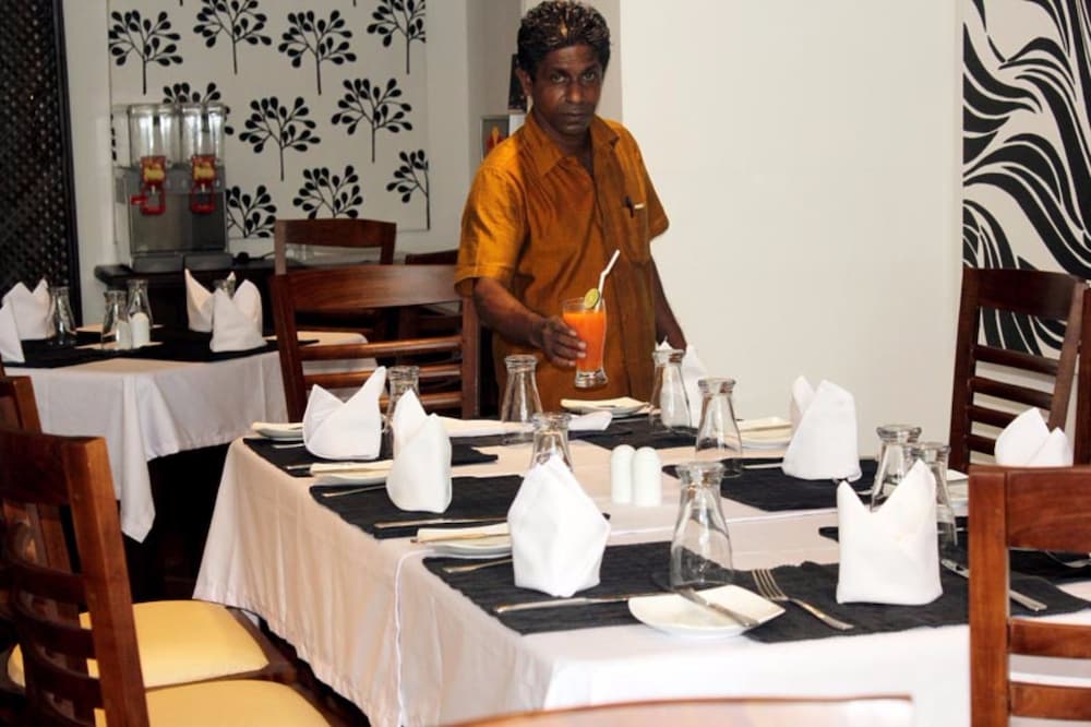 port view city hotel