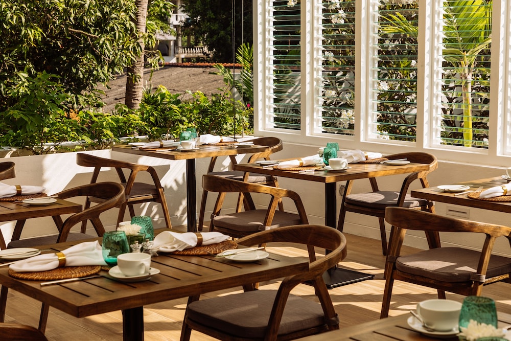 nyne hotels lake lodge colombo