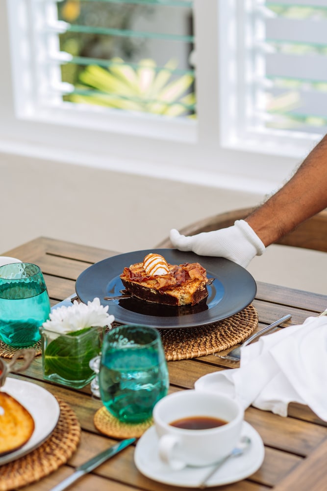 nyne hotels lake lodge colombo