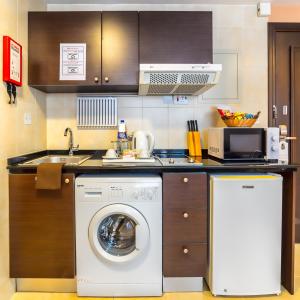 Executive Suites,Abu Dhabi City Center>>Abu Dhabi,4 star