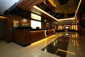 grand cali hotel