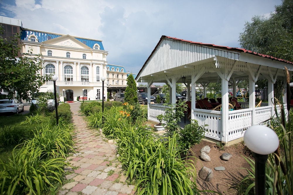 vnukovo village park hotel and spa