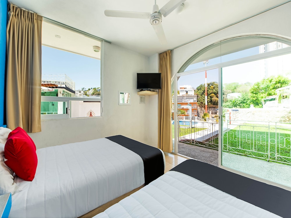 capital o hotel el mejicano acapulco