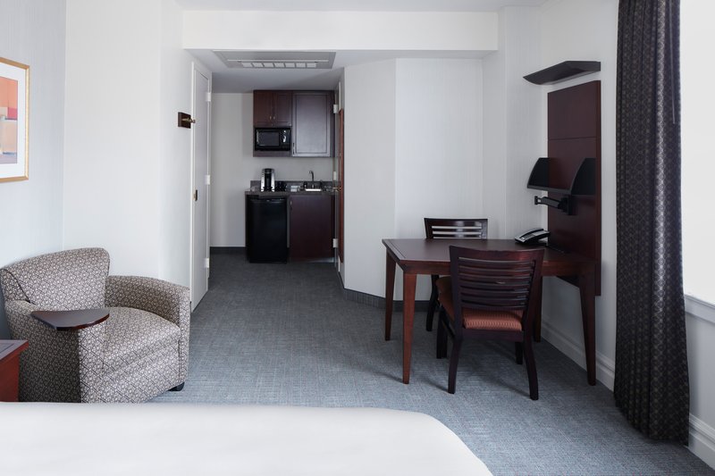 club quarters hotel downtown houston