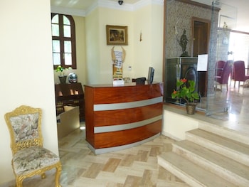 conti monte cristos hotel