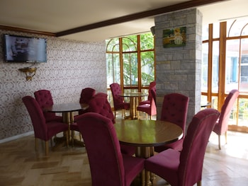 conti monte cristos hotel