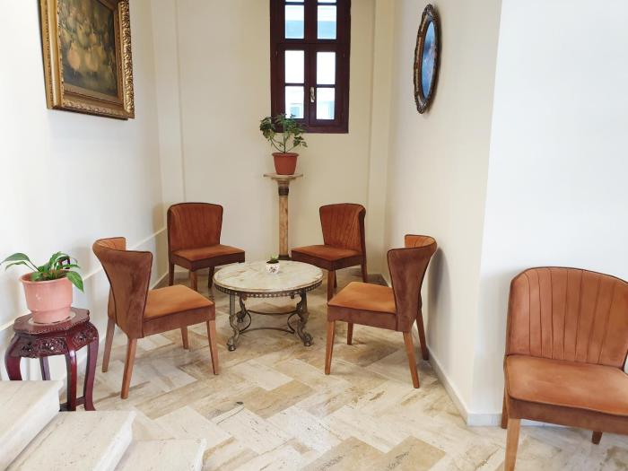 conti monte cristos hotel