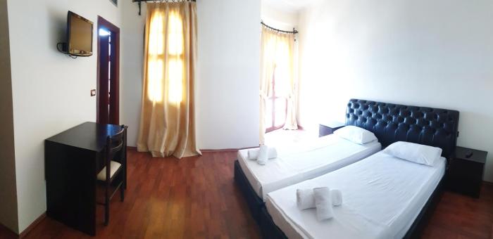 conti monte cristos hotel