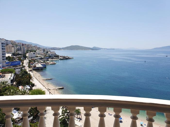 conti monte cristos hotel