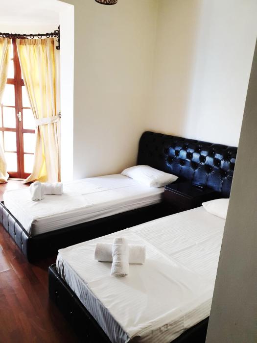 conti monte cristos hotel