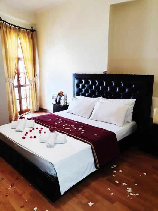 conti monte cristos hotel