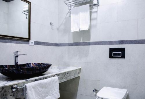 grand hotel baku central park