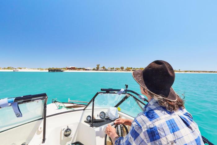 rac monkey mia dolphin resort