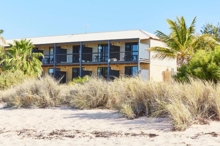 rac monkey mia dolphin resort