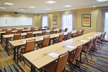 fairfield inn and suites monaca