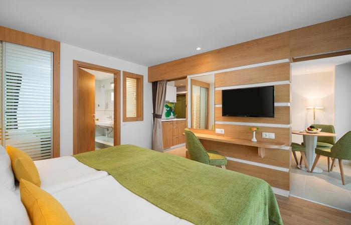 forest beach hotel