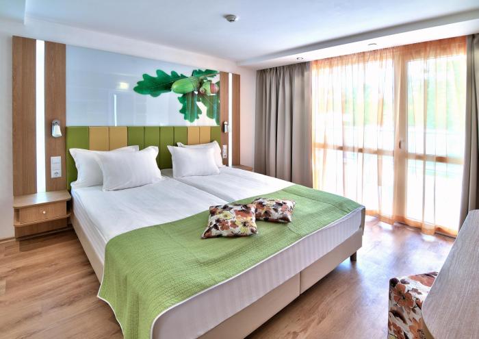 forest beach hotel