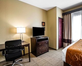 Comfort Suites Northwest - Cy - Fair,Downtown Houston>>Cypress,3 star
