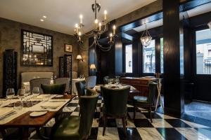 the singular santiago