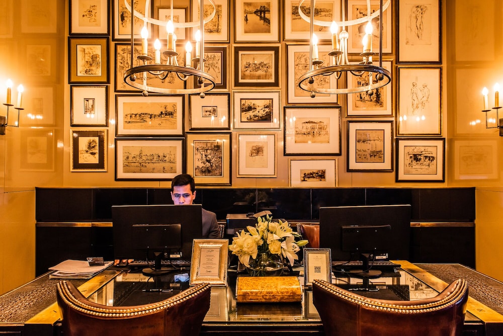 the singular santiago