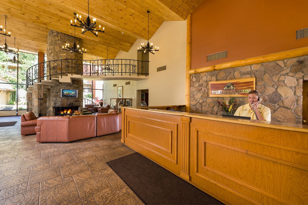 river terrace resort and convention center