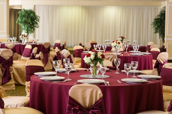 river terrace resort and convention center