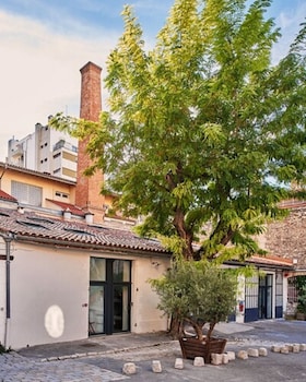 hostel vertigo vieux port