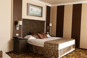 imperial palace hotel