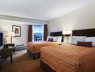 Ramada By Wyndham Kamloops,British Columbia>>Kamloops,4 star