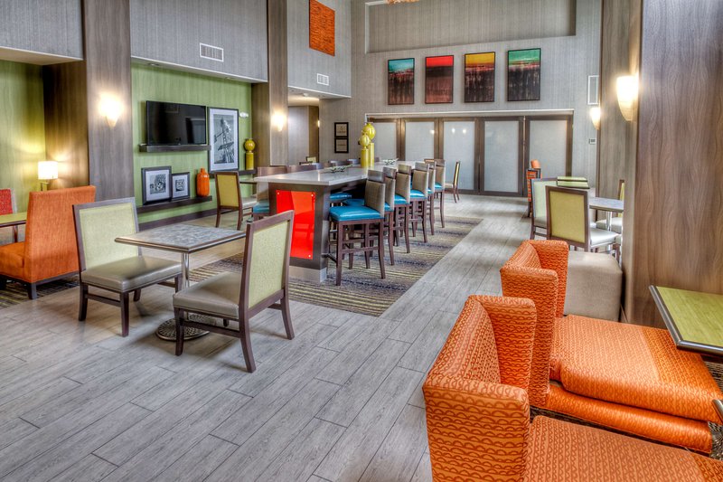 hampton inn and suites ada
