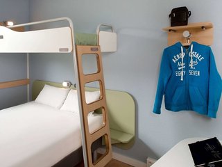 Ibis Budget Montceau-Les-Mines,,2 star