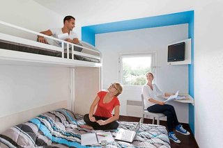 Hotelf1 Moret Fontainebleau,Chatres>>Avon,1 star