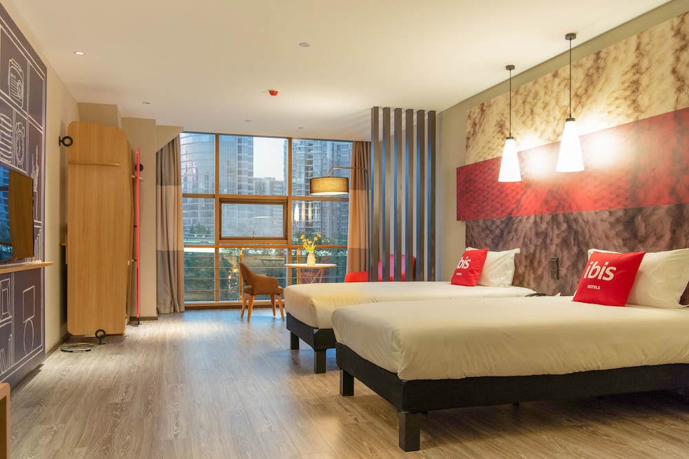 ibis xinzhou qiyi road hotel