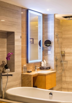Pullman Qingdao Ziyue,Shandong>>Qingdao,4 star