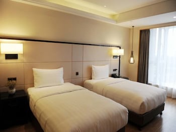Pullman Qingdao Ziyue,Shandong>>Qingdao,4 star